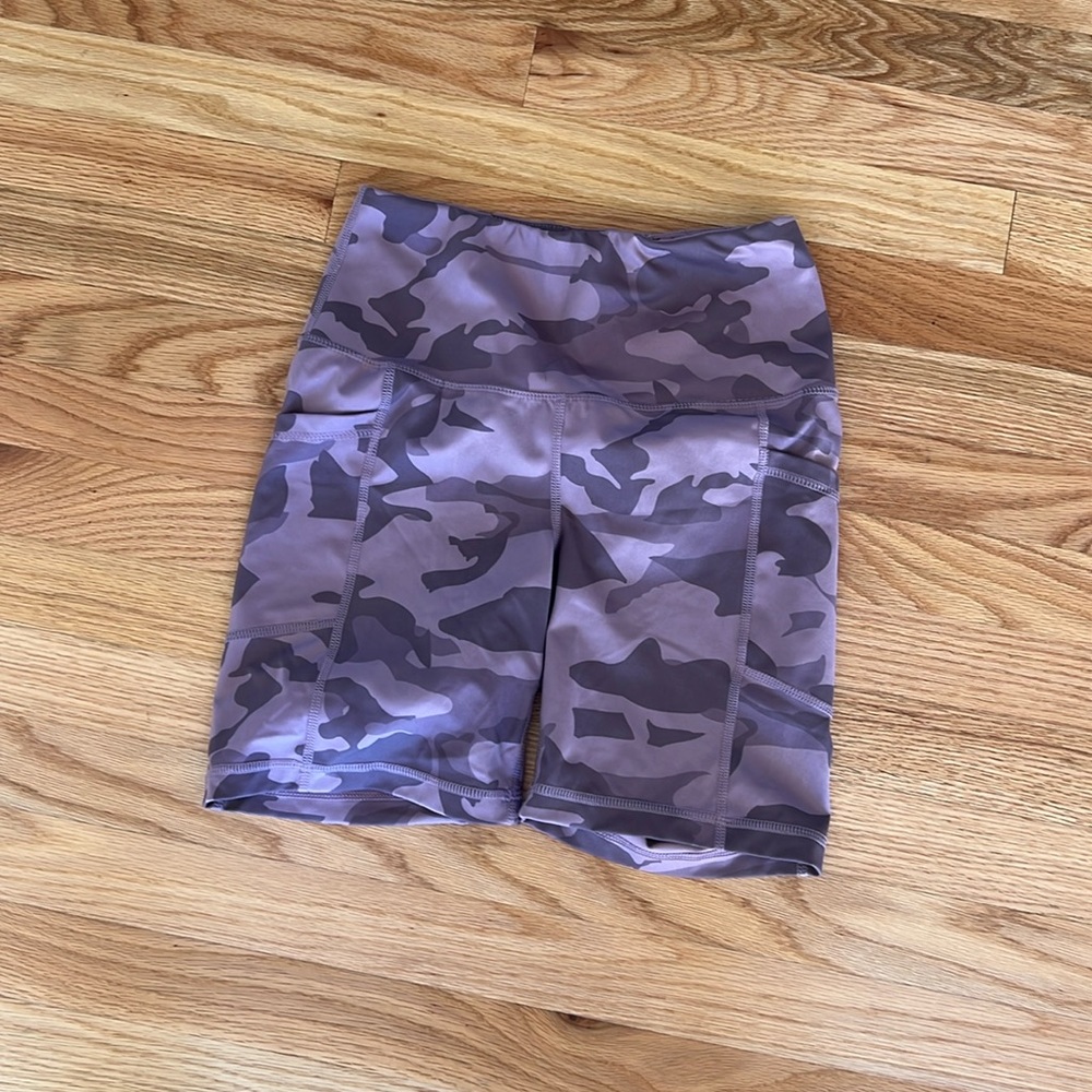 Camo athletic shorts